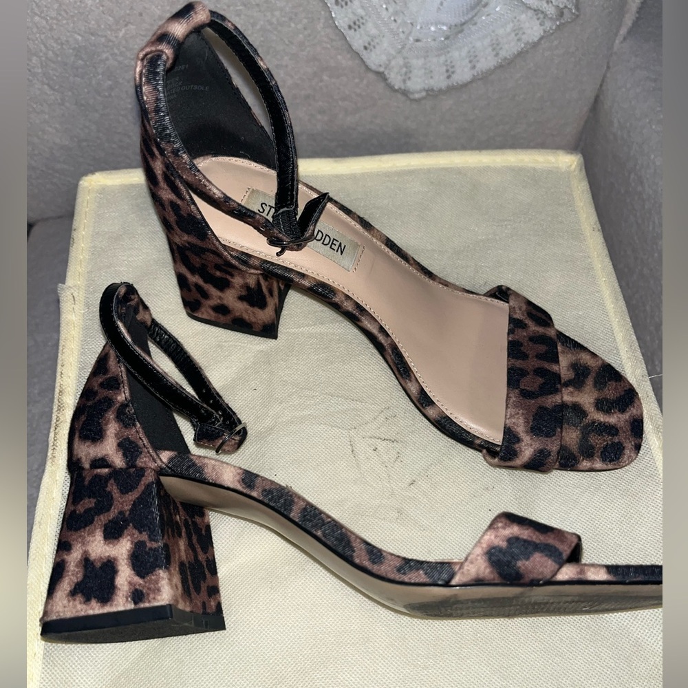 Steve Madden Animal Print Block Heels size 7